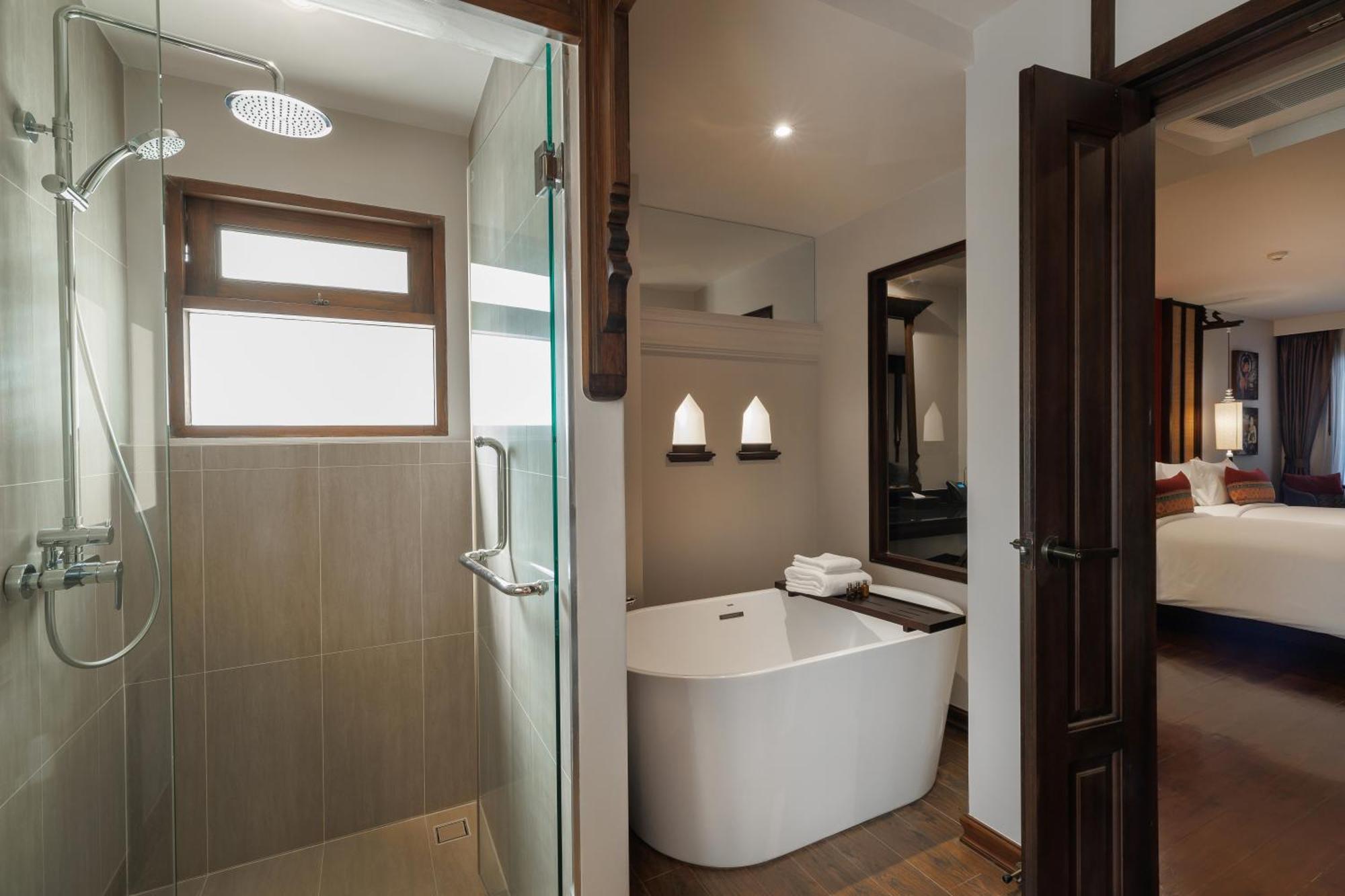Akira Thaphae Hotel เชียงใหม่ ภายนอก รูปภาพ