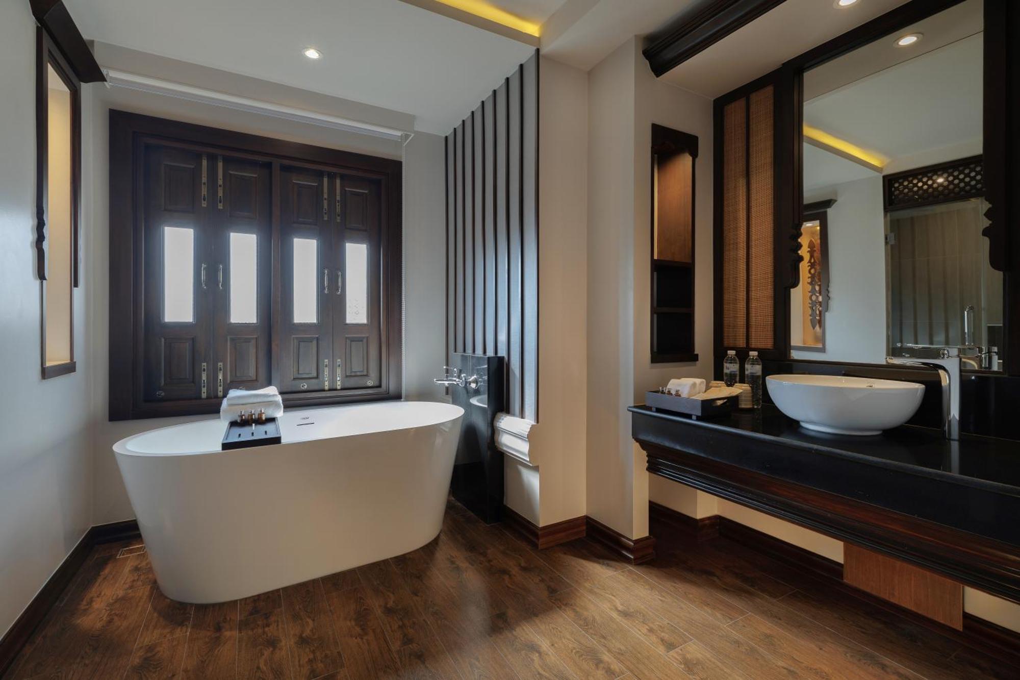 Akira Thaphae Hotel เชียงใหม่ ภายนอก รูปภาพ