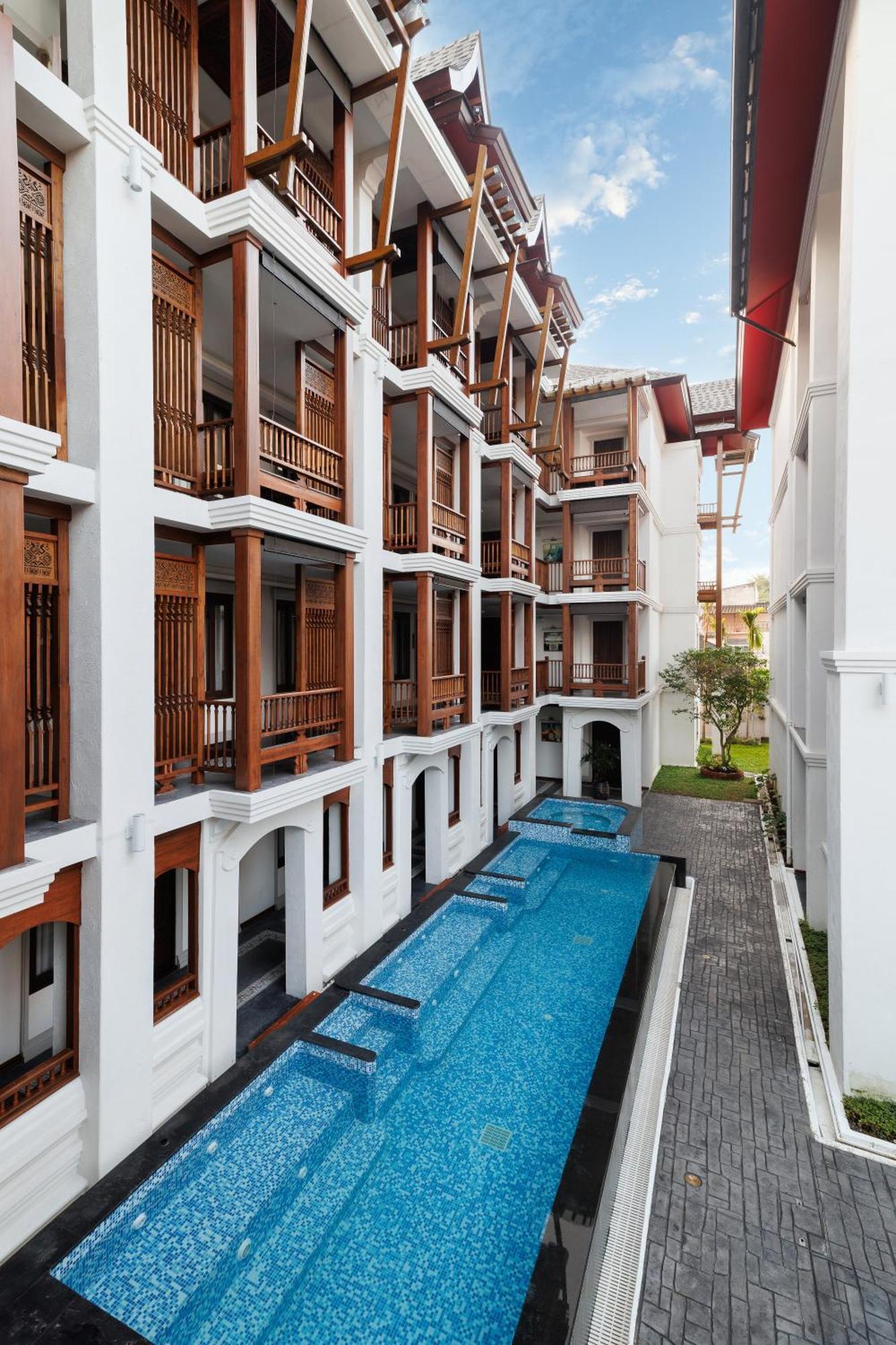 Akira Thaphae Hotel เชียงใหม่ ภายนอก รูปภาพ
